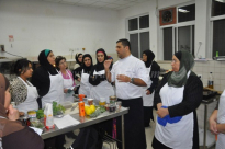  بالصور: جمعية عروس البحر تنظم دورة طهي مهني بمشاركة كبار الطباخين في البلاد